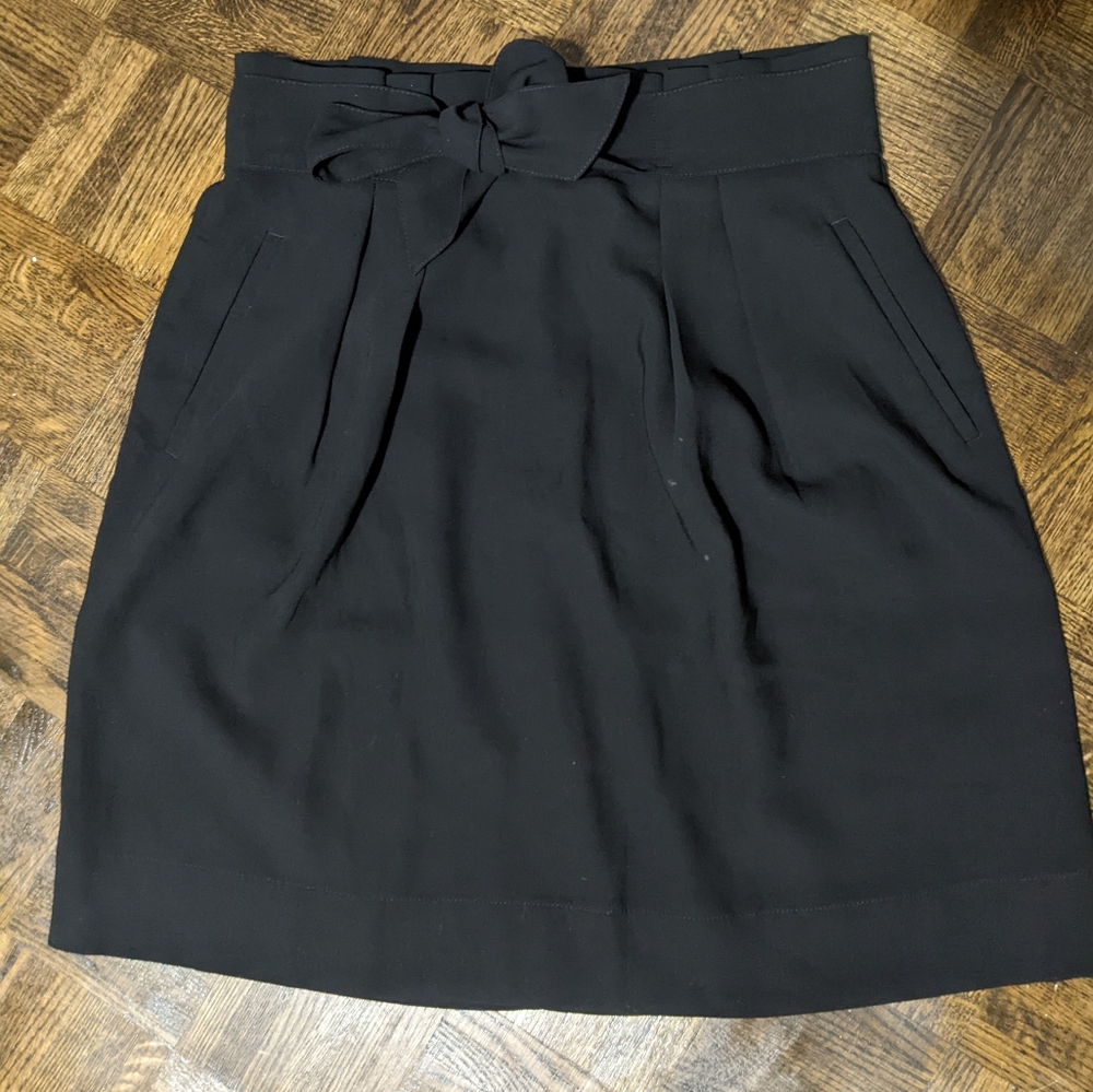 H&M black tulip skirt with pockets and belt tie